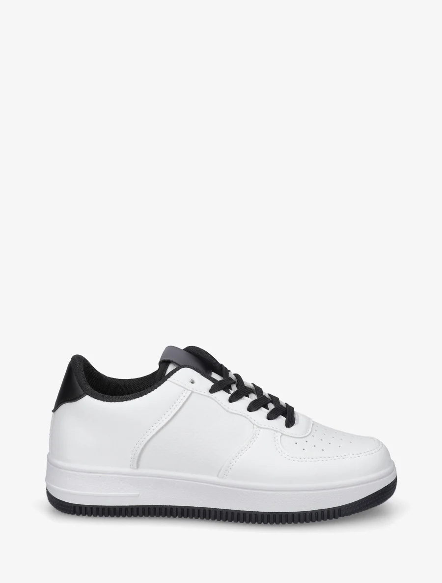 Sneakers met contrasterende hielversteviging - Zwart