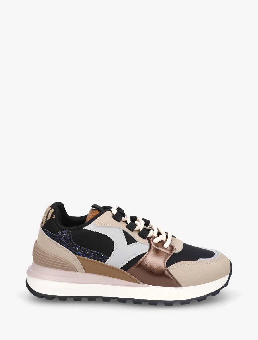 Sneakers met fantasie-inzetstukken - Zwart