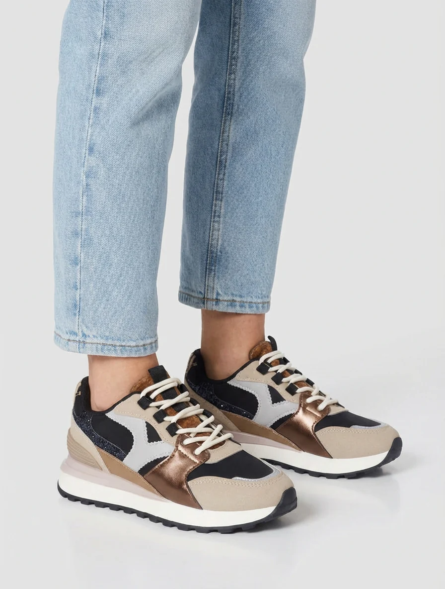 Sneakers met fantasie-inzetstukken - Zwart - Image 5