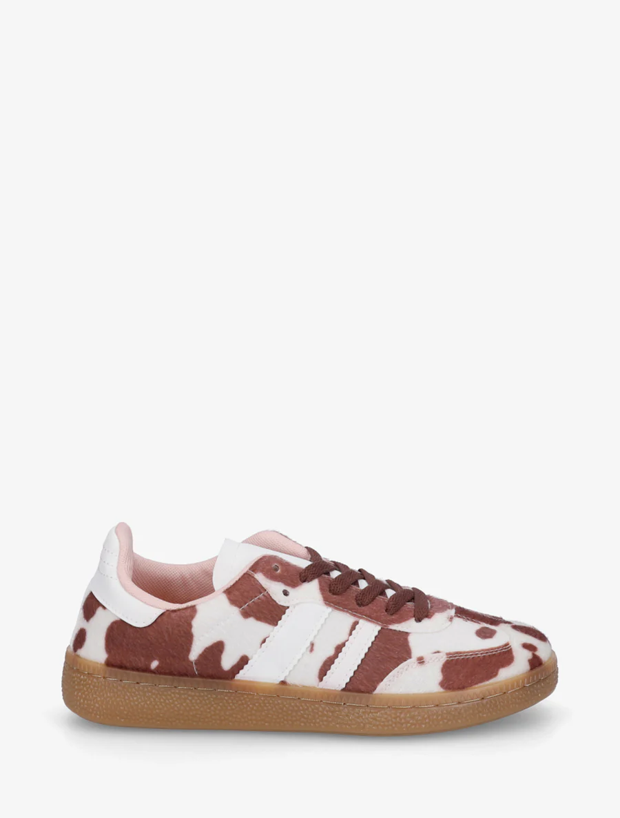 Sneakers met koeienprint en contrasterende strepen - Bruin