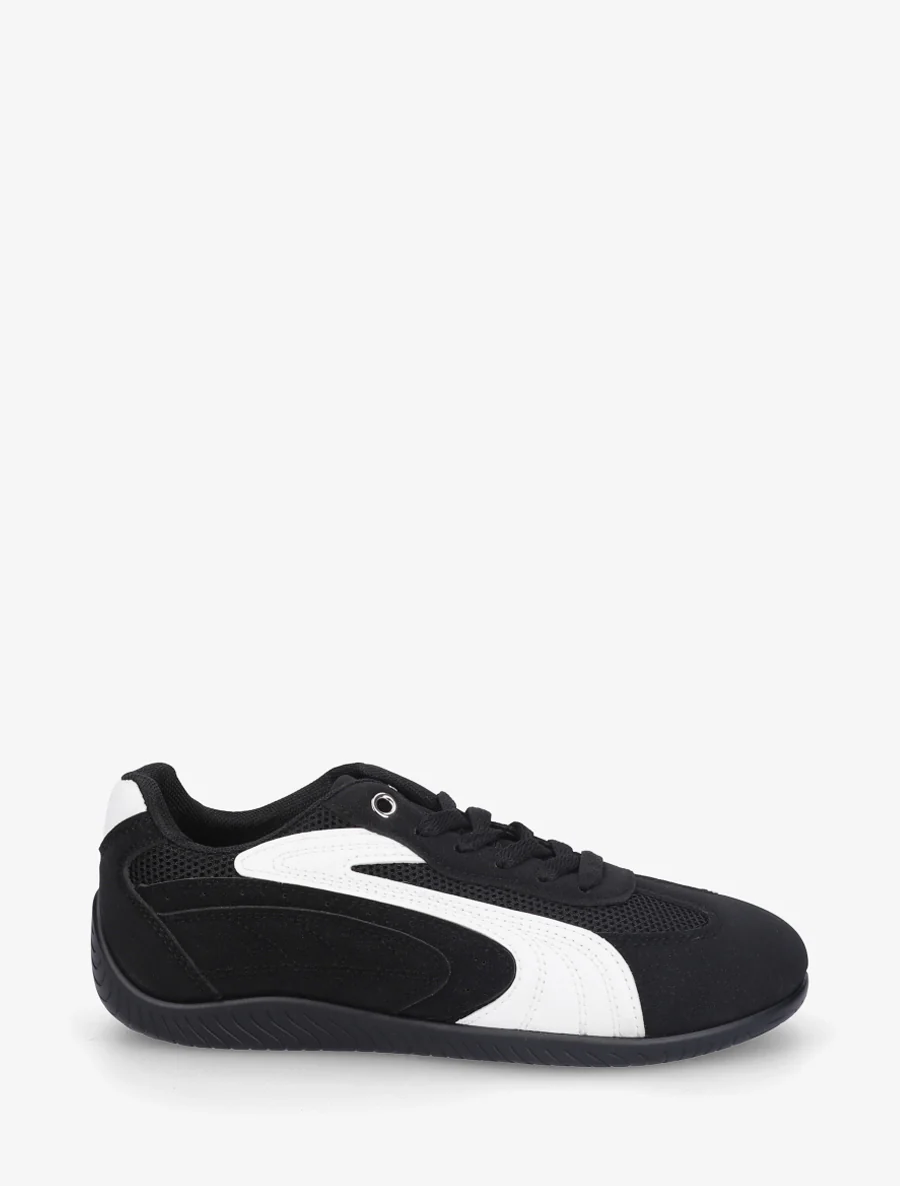 Sneakers met nubuck-effect en mesh inzetstukken - Zwart