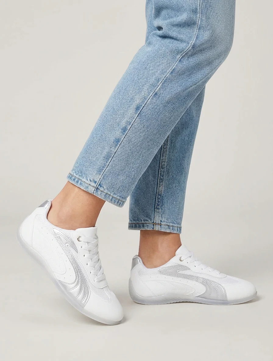 Sneakers met nubuck-effect en mesh inzetstukken - Wit - Image 5