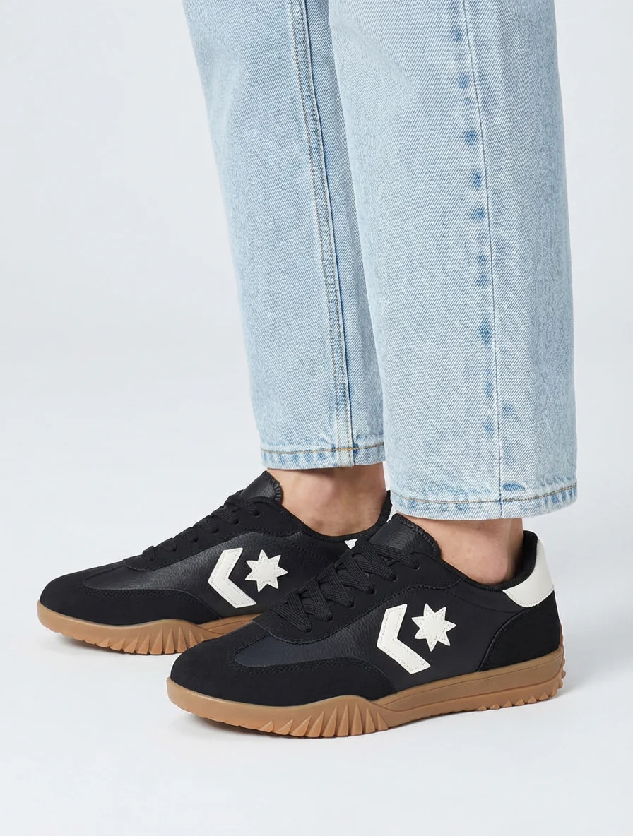 Sneakers met sterinzetstukken - Zwart - Image 5