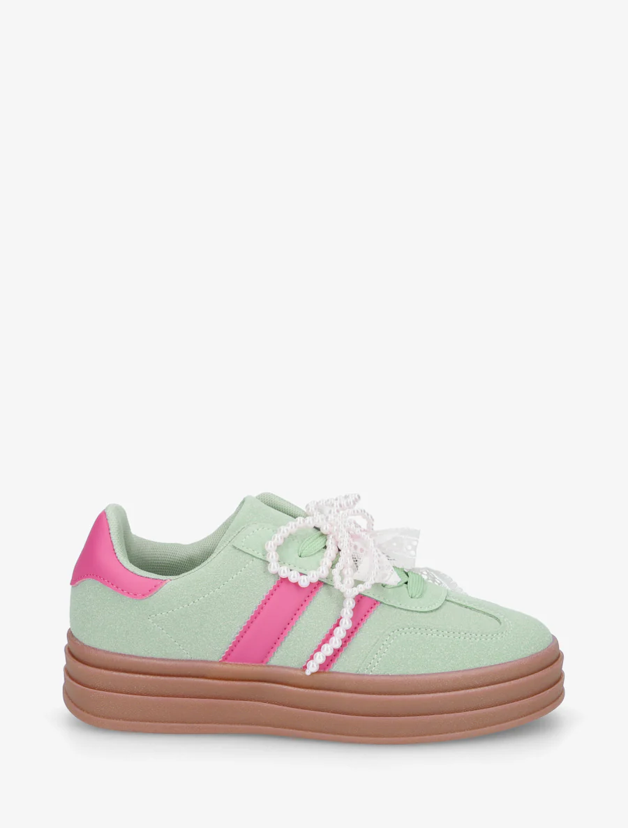 Sneakers van imitatie-nubuck met gestileerde veters. - Watergroen