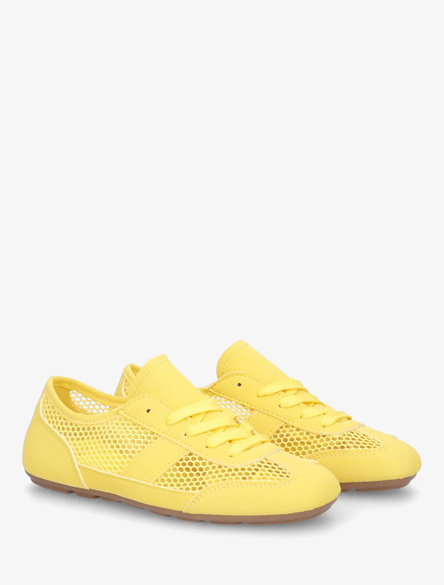 Sneakers van imitatieleer en opengewerkt textiel - Geel - Image 4