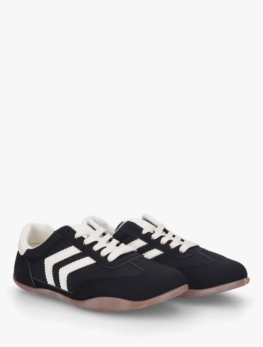Sneakers van twee materialen met contrasterende hielversteviging - Zwart - Image 4