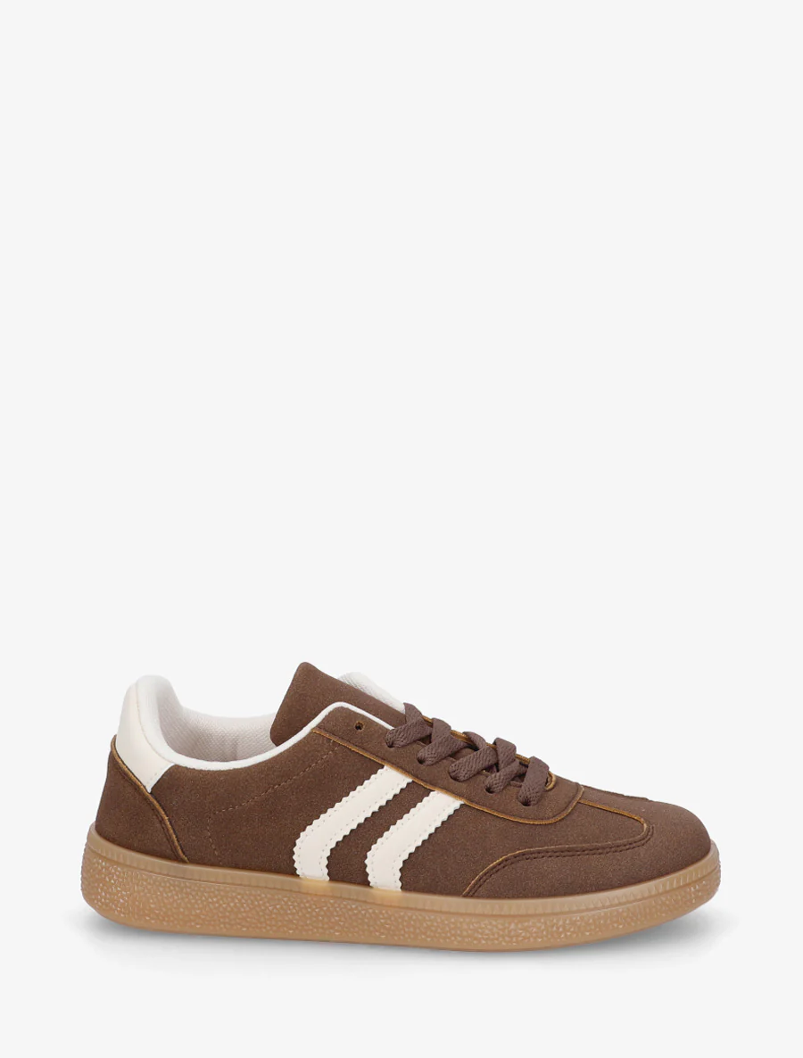 Suède sneakers met contrasterende strepen. - Bruin