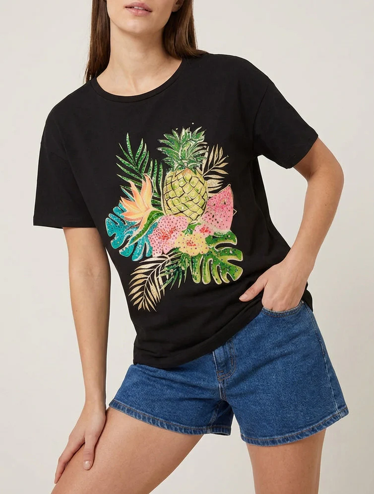 T-shirt met fruitenprint en strass. - Zwart - Image 4