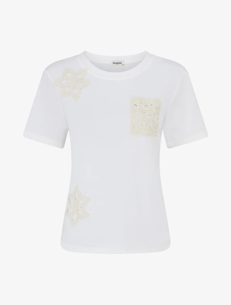 T-shirt met korte mouwen en geborduurde zak - Wit