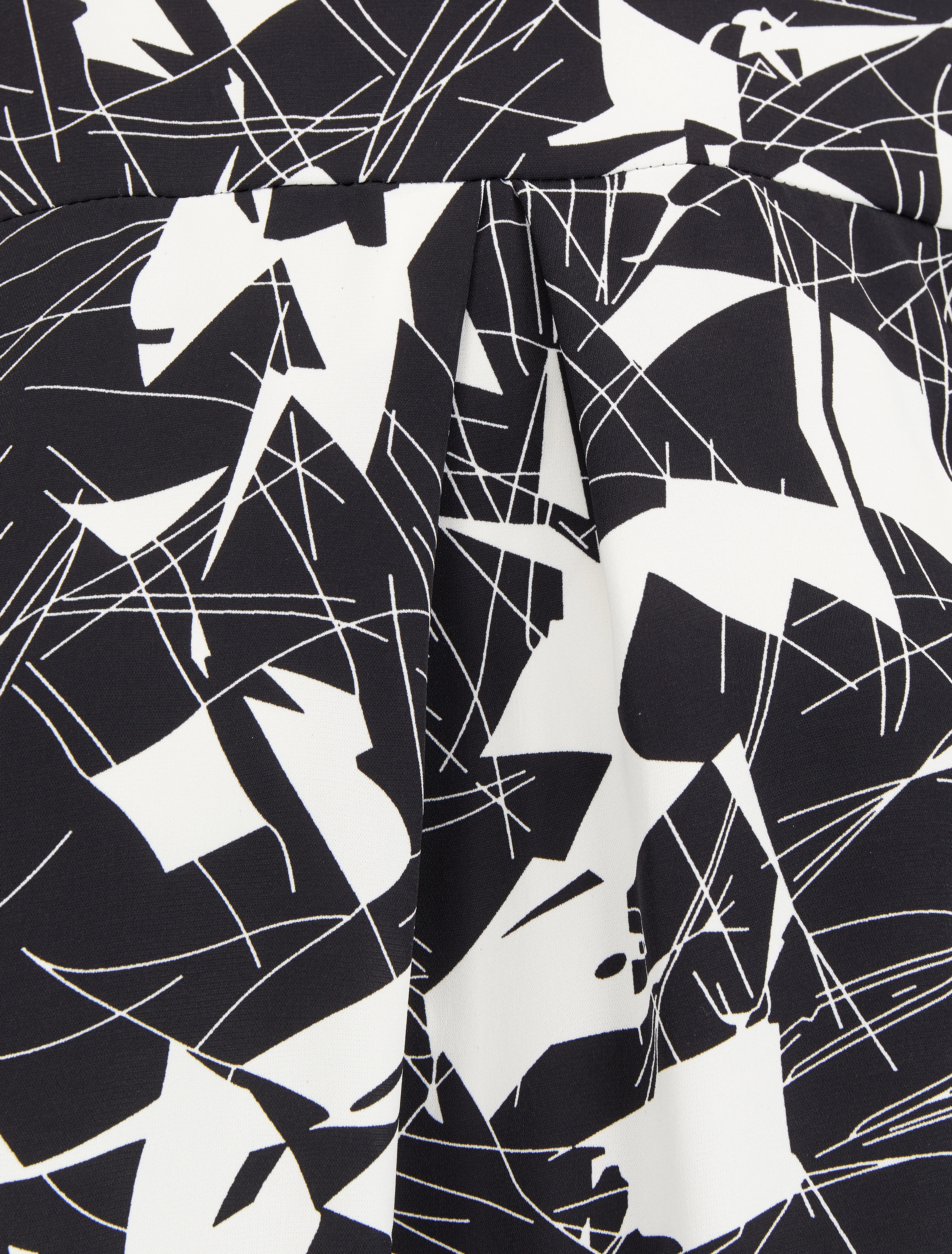 Top met grafische print - Zwart - Image 3