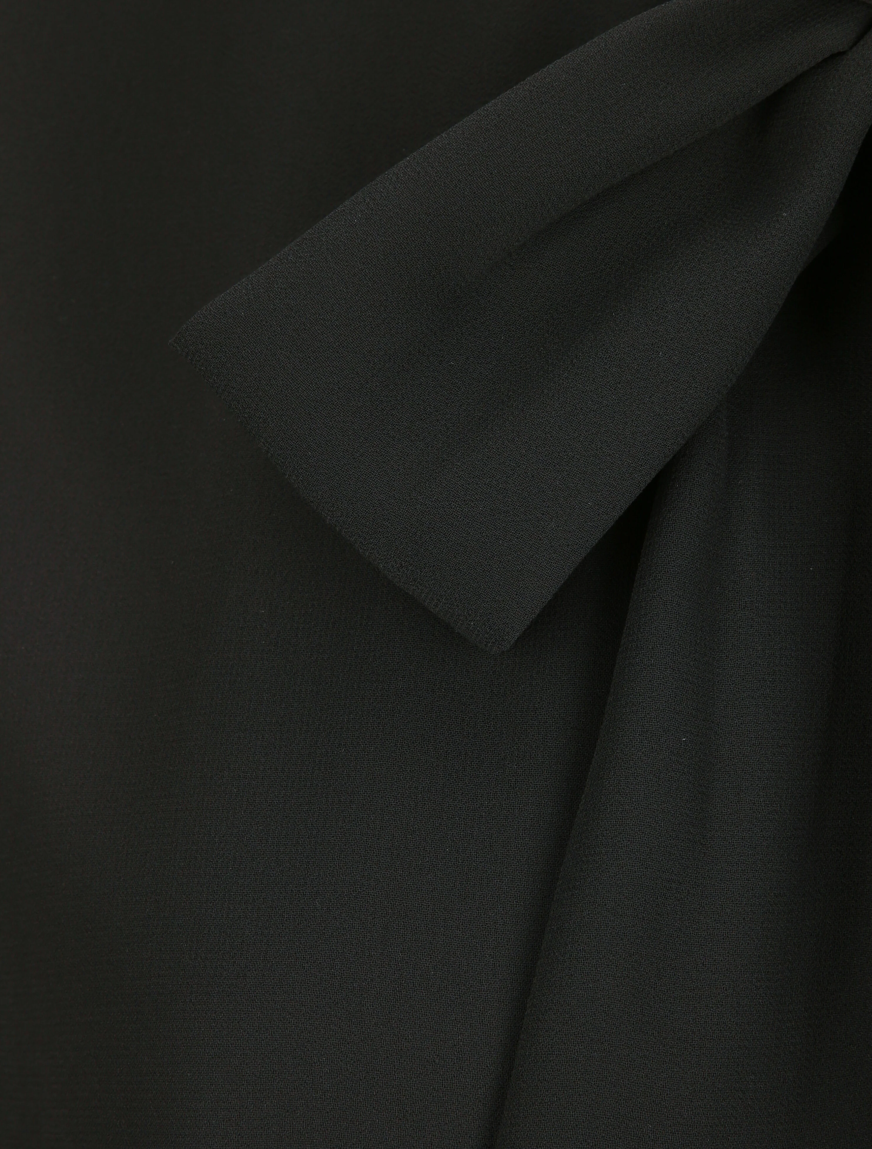 Top met een kraag - Zwart - Image 3
