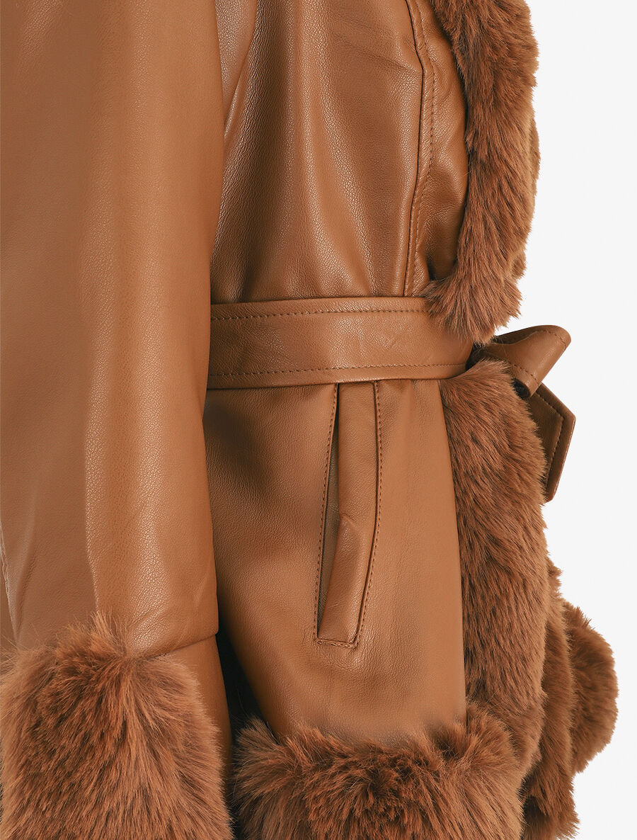Uitlopende jas in imitatieleer en synthetische bont - Camel - Image 3
