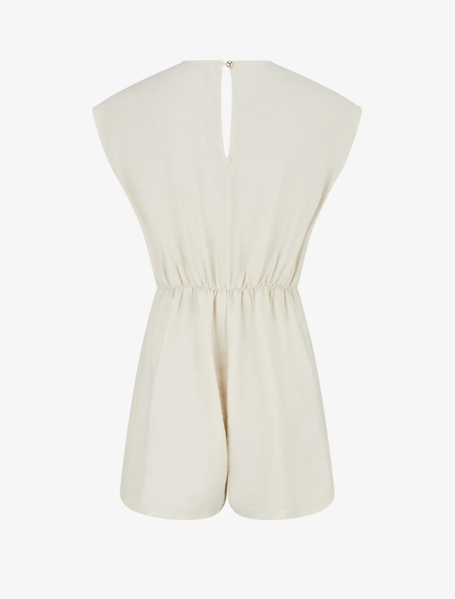 Wikkeljurk-stijl playsuit met broche - Beige - Image 2